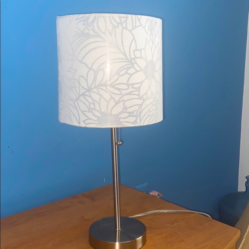 Metal Table Lamp with Printed Shade White/ Gray